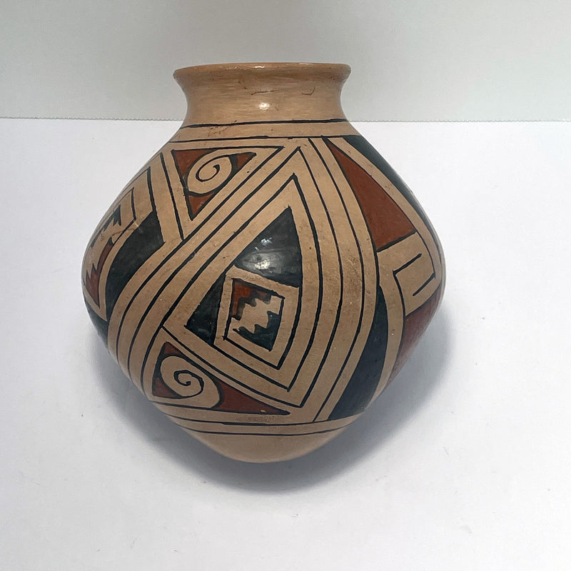 Manuel Olivas Handmade Paquime Olla Pot