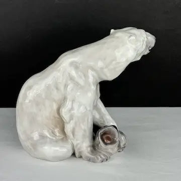 Dahl-Jensen 1272 Porcelain Polar Bear with Fish