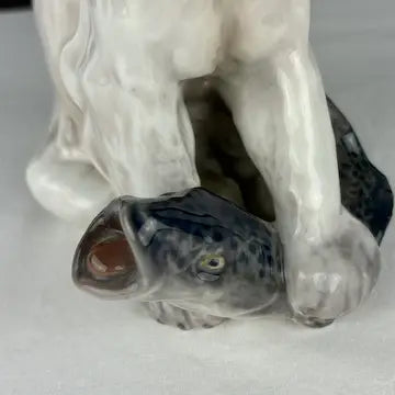 Dahl-Jensen 1272 Porcelain Polar Bear with Fish