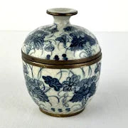 Early 20thC Chinese Blue and White Lidded Teacup