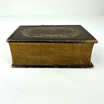 Small Victorian Bible - 1867 Lippincott Publisher