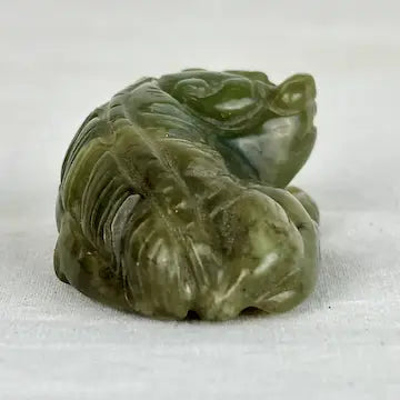 Vintage Chinese Jade Reclining Foo Dog Toggle/Pendant