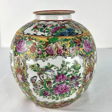 Vintage Chinese People’s Republic Rose Medallion Ginger jar